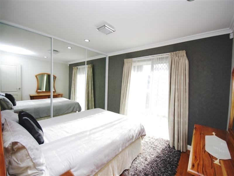 5 Meredith Way, Koondoola WA 6064