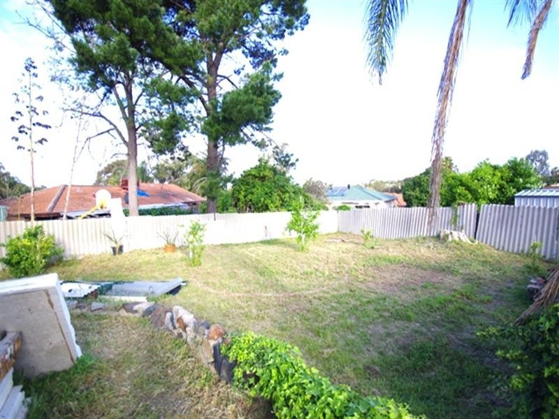 5 Meredith Way, Koondoola WA 6064