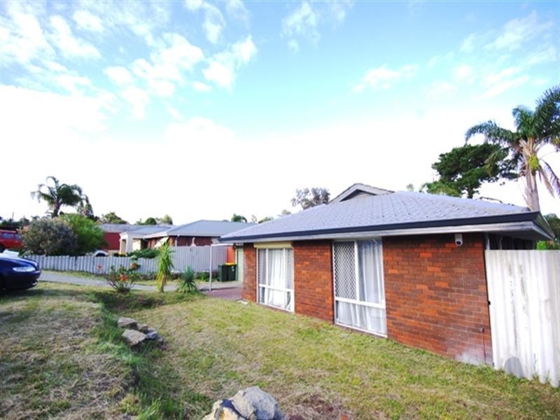 5 Meredith Way, Koondoola WA 6064