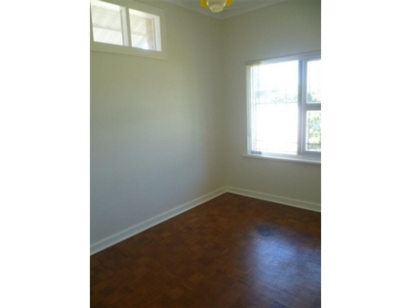 48 Howes Crescent, Dianella WA 6059