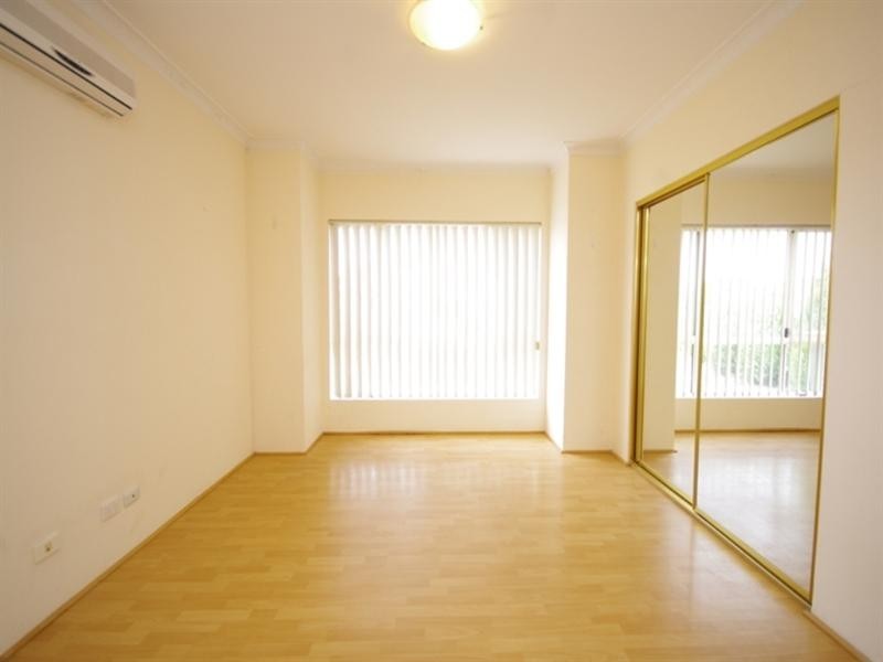 23 Guadalupe Drive, Ballajura WA 6066