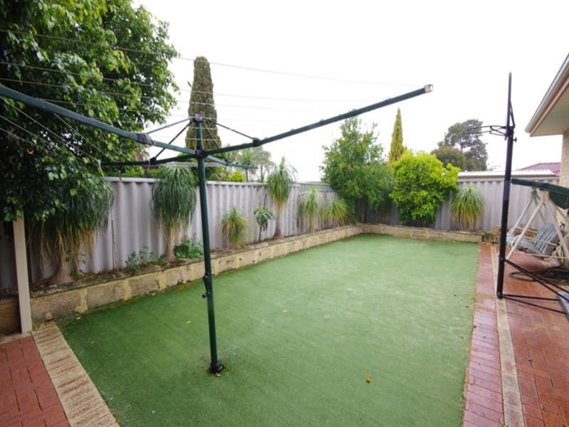 23 Guadalupe Drive, Ballajura WA 6066