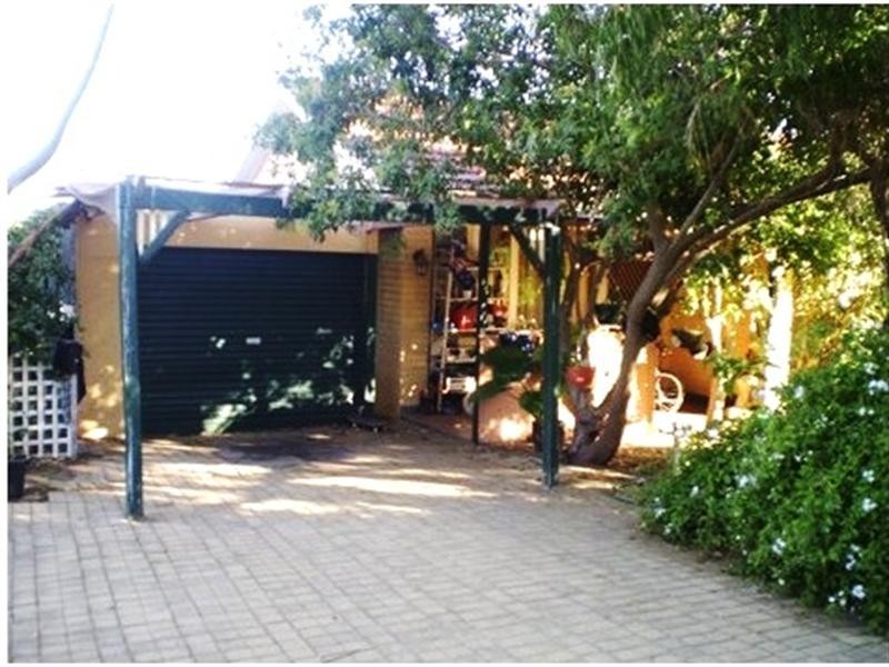 37 Brecknock Way, Girrawheen WA 6064