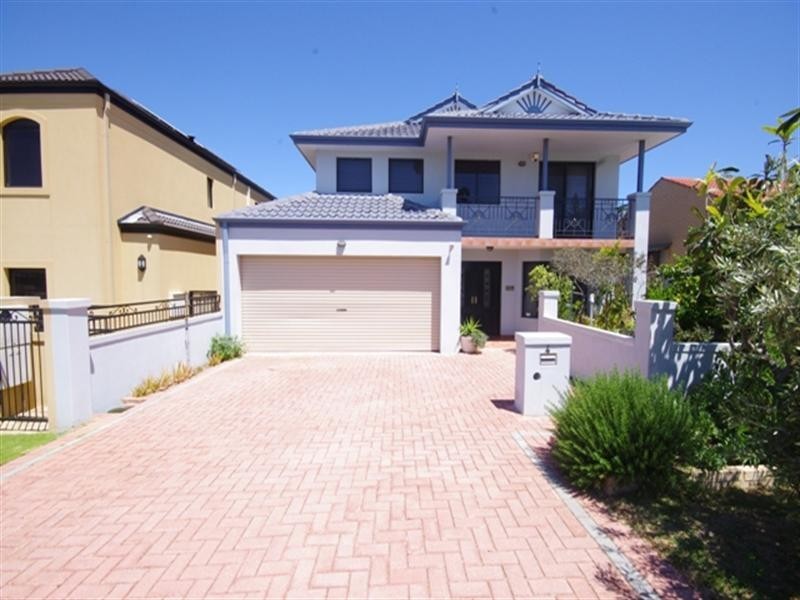 4 Brian Avenue, Yokine WA 6060