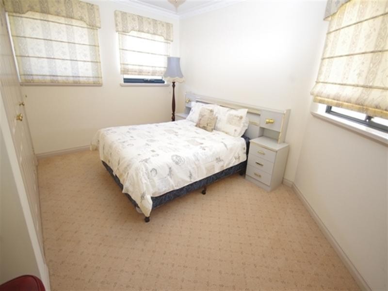 4 Brian Avenue, Yokine WA 6060