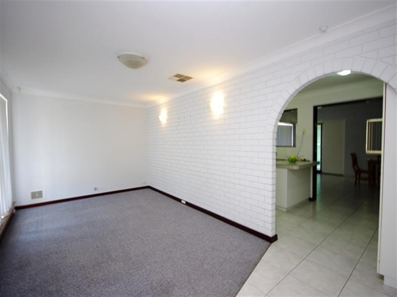 10 Whitehouse Drive, Koondoola WA 6064