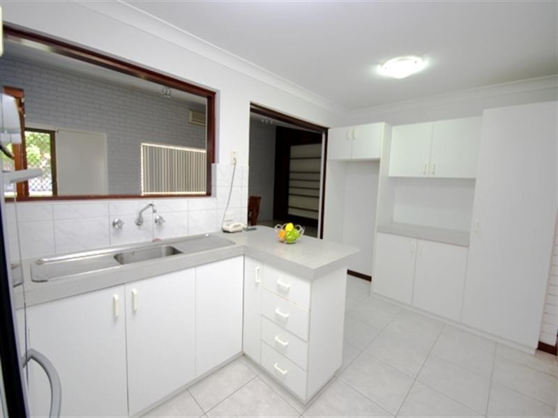 10 Whitehouse Drive, Koondoola WA 6064