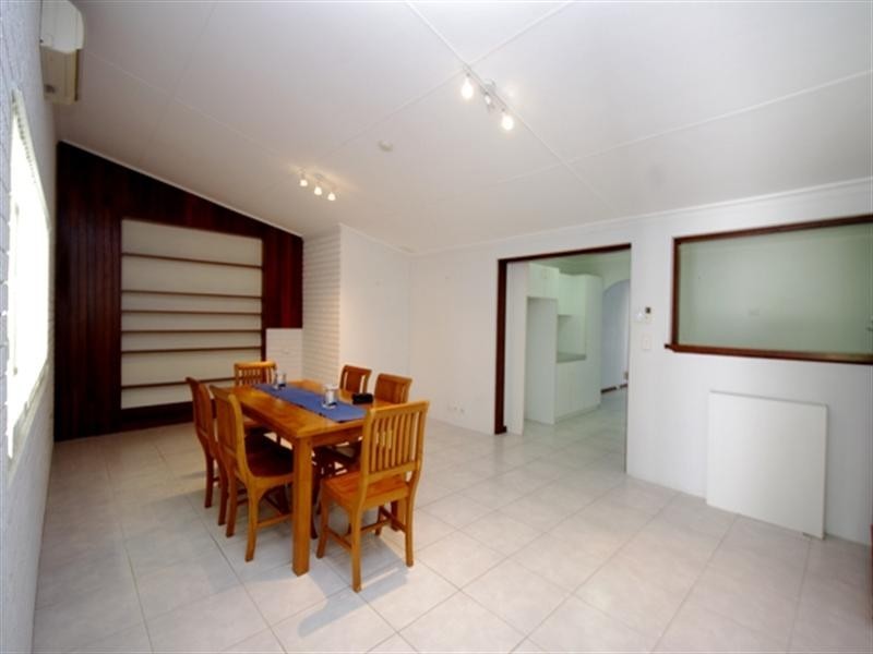 10 Whitehouse Drive, Koondoola WA 6064