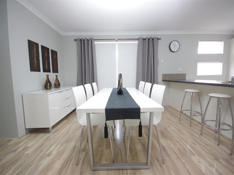 2 Winterton Way, Girrawheen WA 6064