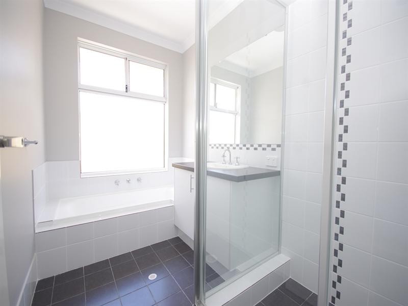 2 Winterton Way, Girrawheen WA 6064