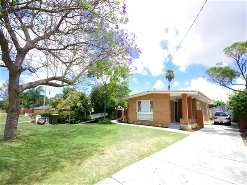 7 Swincer Way, Koondoola WA 6064