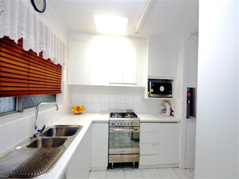 6 Thake Court, Koondoola WA 6064