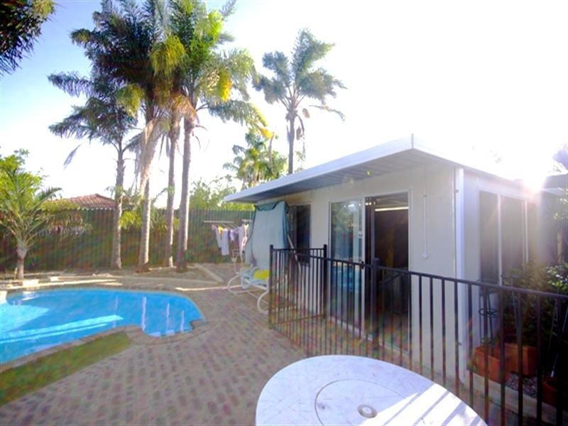 6 Thake Court, Koondoola WA 6064