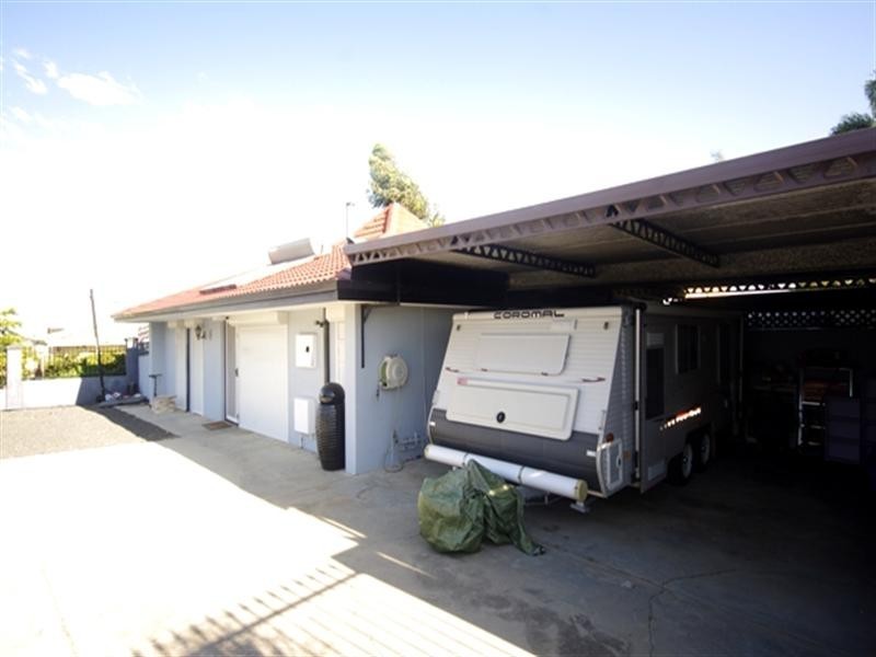 6 Thake Court, Koondoola WA 6064