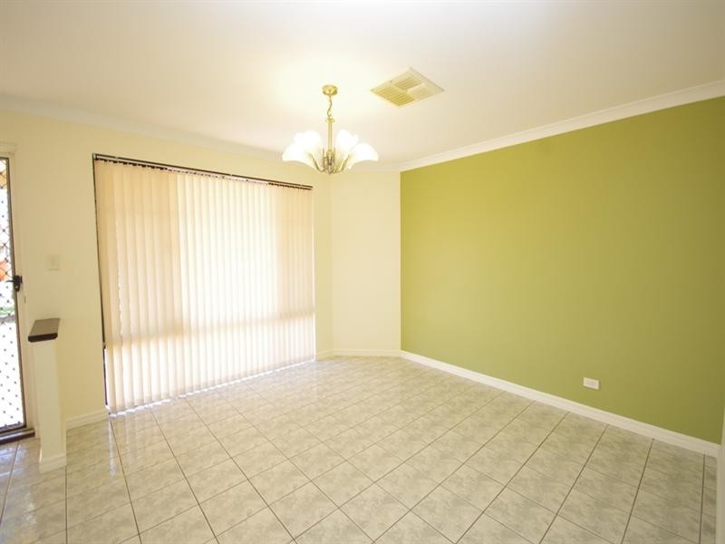 21 Guadalupe Drive, Ballajura WA 6066