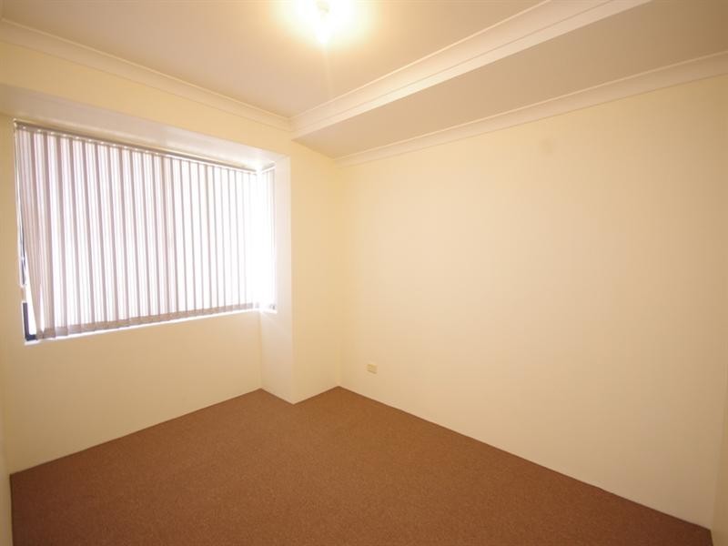 21 Guadalupe Drive, Ballajura WA 6066