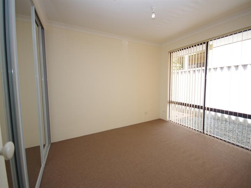 21 Guadalupe Drive, Ballajura WA 6066