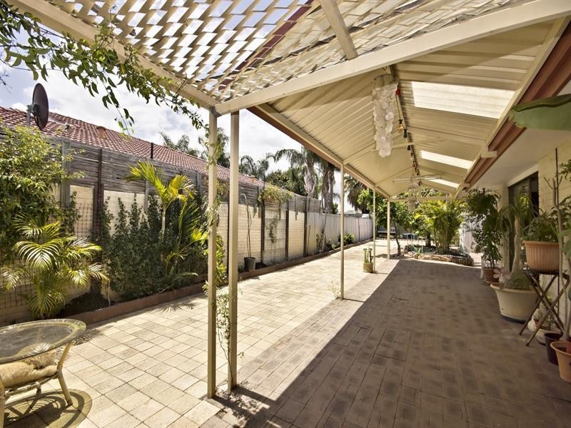 20 Fenchurch Street, Alexander Heights WA 6064