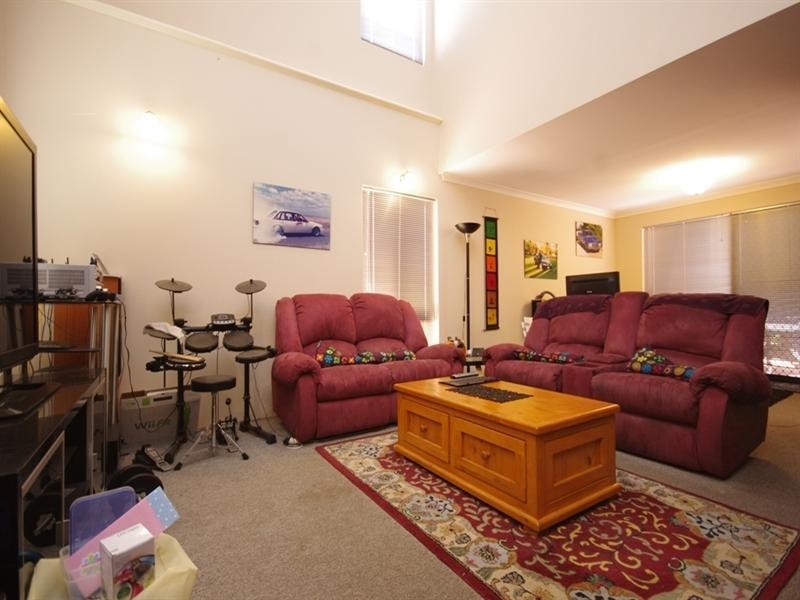 16c Karabil Way, Nollamara WA 6061