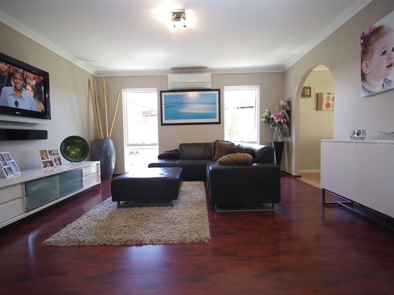 4 Macdonald Avenue, Padbury WA 6025