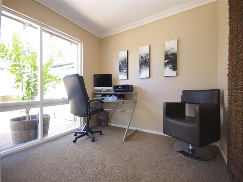 4 Macdonald Avenue, Padbury WA 6025