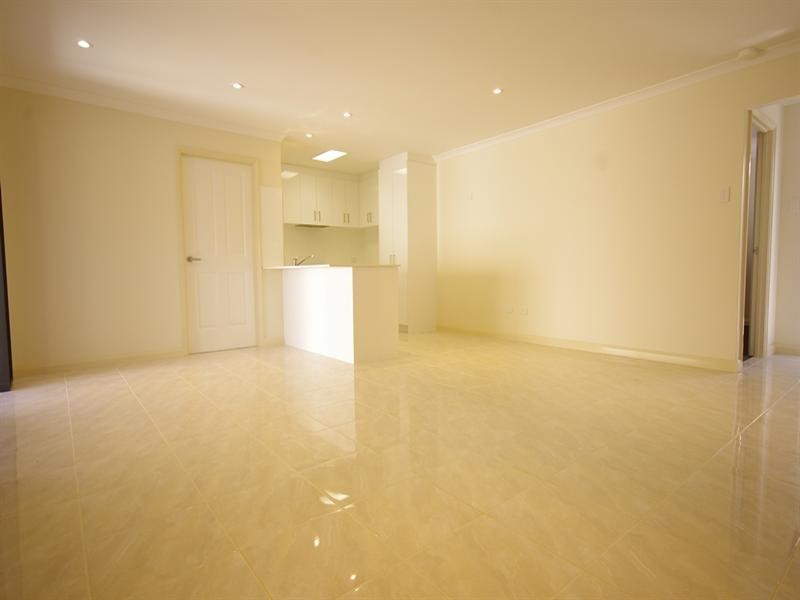 9b Woodchester Road, Nollamara WA 6061