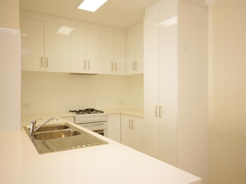 9b Woodchester Road, Nollamara WA 6061