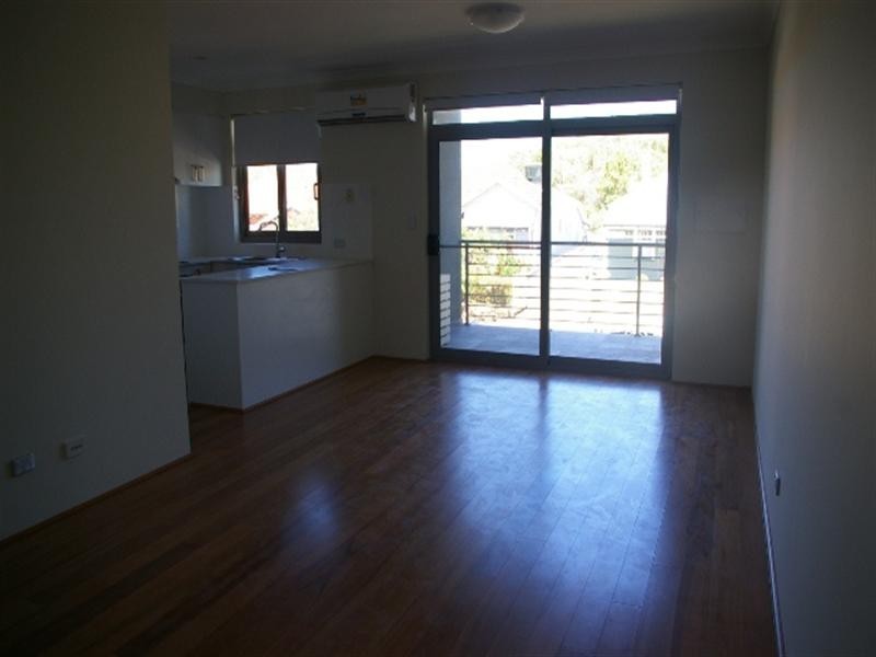 6/13 Wilson Street, Bassendean WA 6054