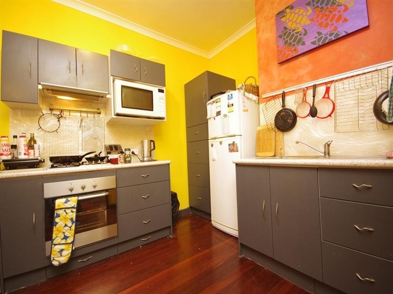 13 Curtis Way, Girrawheen WA 6064