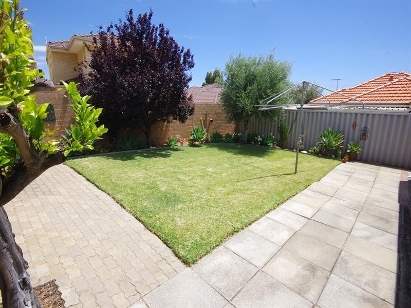 4 Chipala Road, Westminster WA 6061