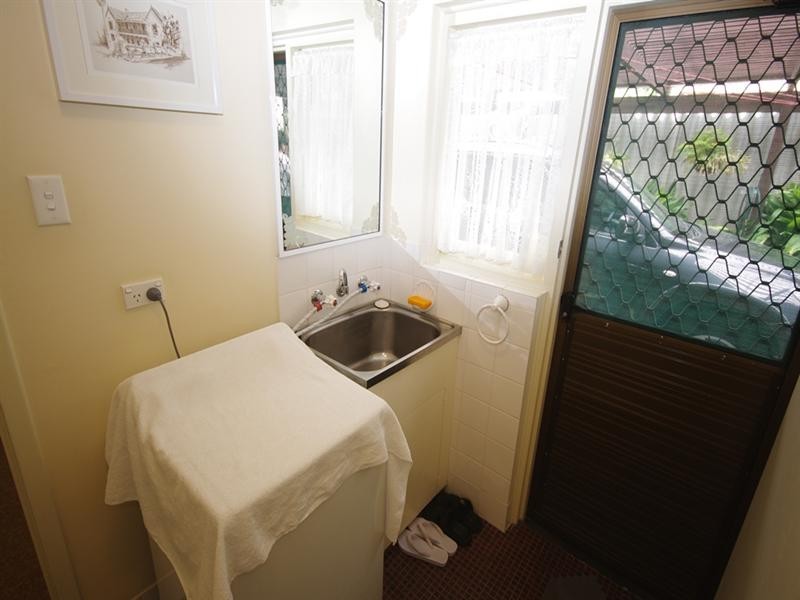 4 Chipala Road, Westminster WA 6061