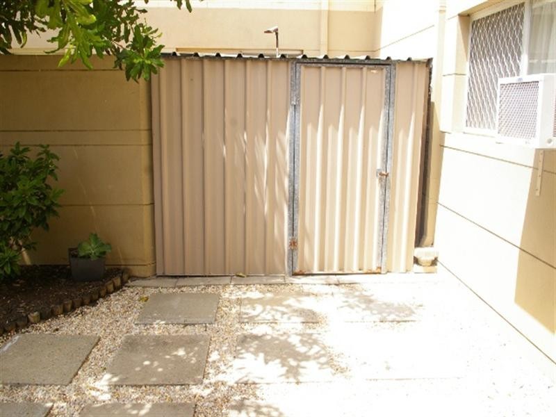 2/30 Jennings Way, Lockridge WA 6054