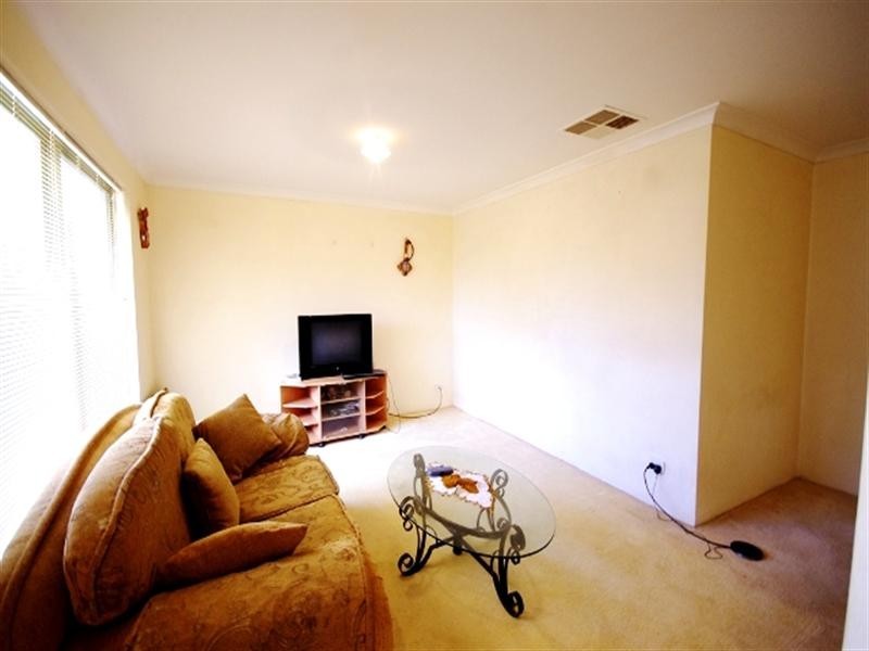 3 Blanc Close, Caversham WA 6055