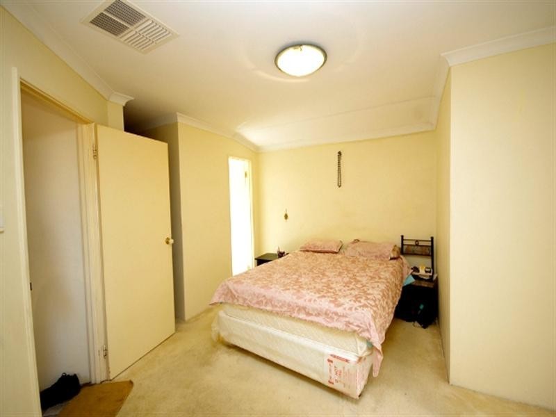 3 Blanc Close, Caversham WA 6055