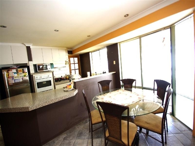 3 Blanc Close, Caversham WA 6055