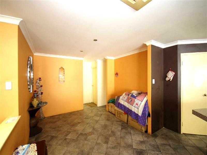 3 Blanc Close, Caversham WA 6055