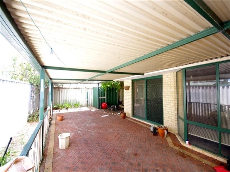 3 Blanc Close, Caversham WA 6055