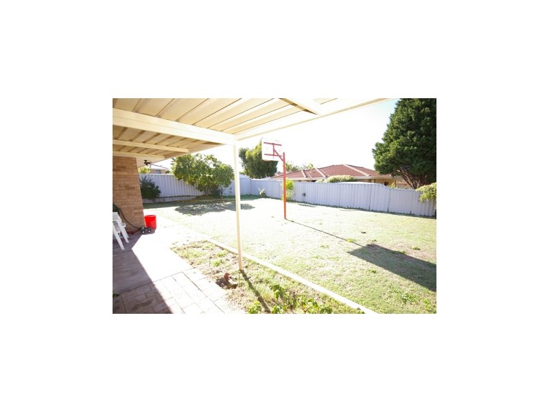 72 Highclere Boulevard, Marangaroo WA 6064