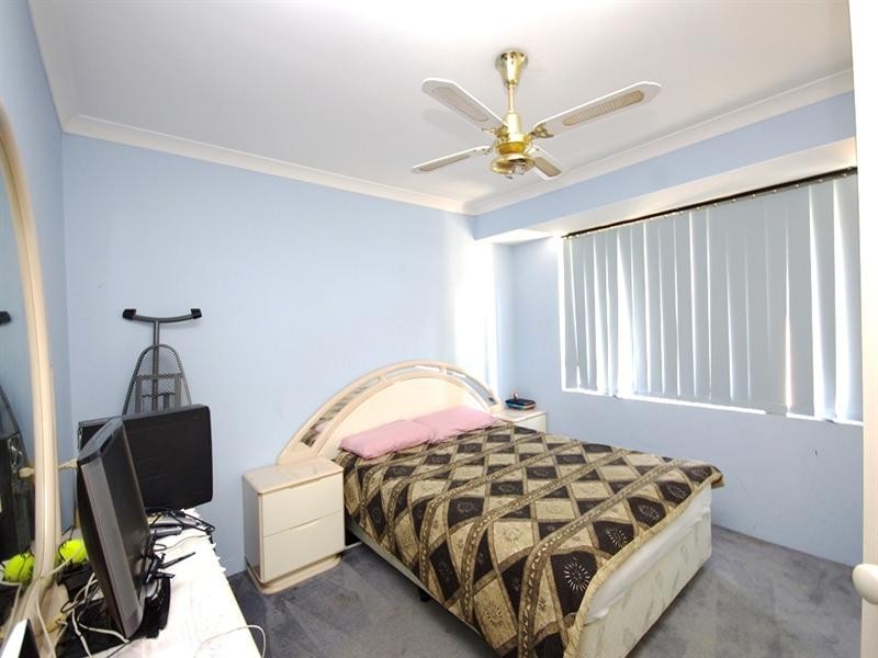 10 Clemton Place, Landsdale WA 6065