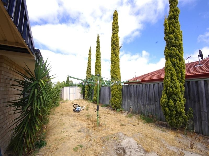 10 Clemton Place, Landsdale WA 6065