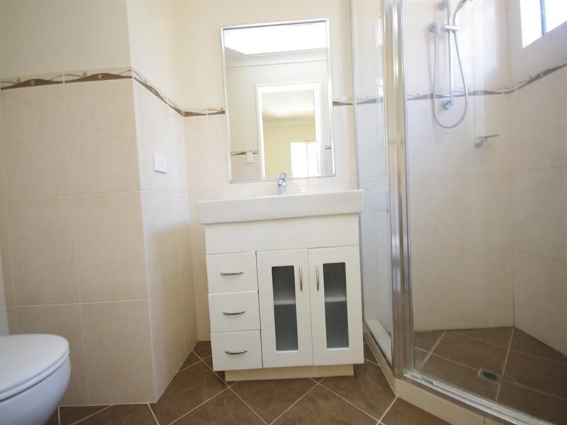 8/33 Wattle Mews, Hocking WA 6065