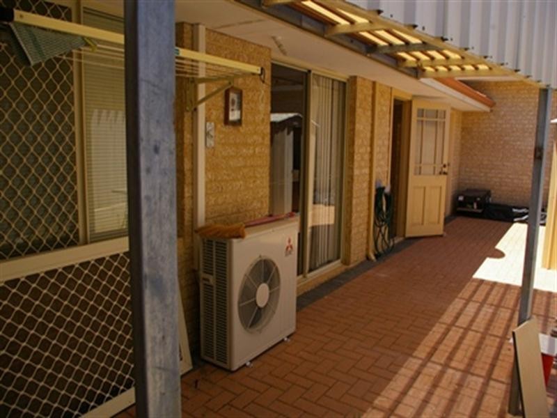 2/14 Everlasting Gardens, Mirrabooka WA 6061