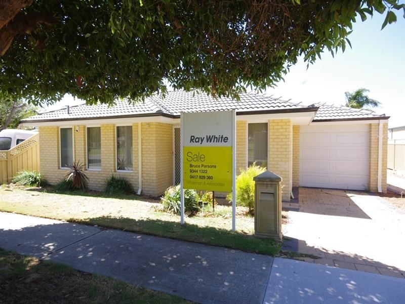 17a Robertsbridge Road, Nollamara WA 6061