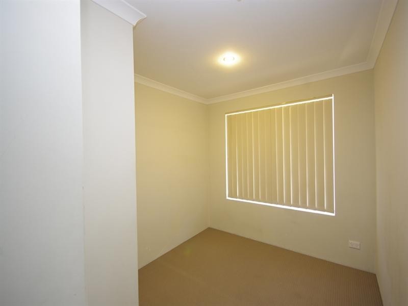 17a Robertsbridge Road, Nollamara WA 6061