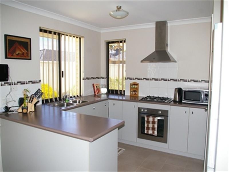 21C Montrose Way, Nollamara WA 6061