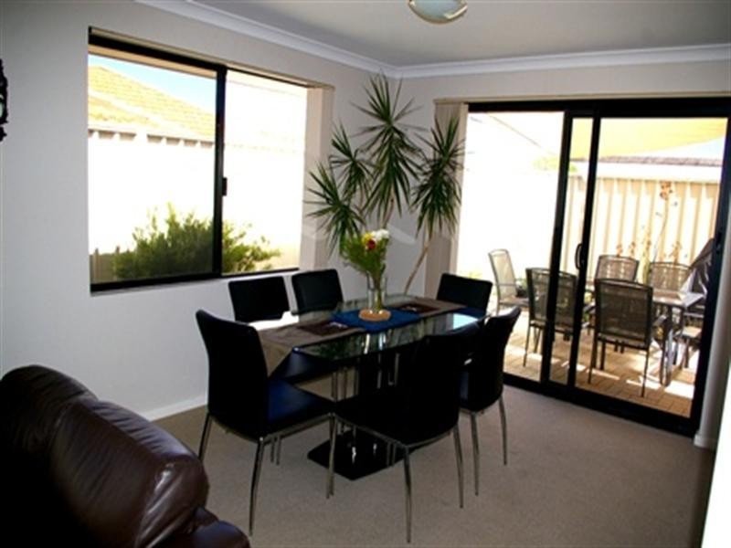 21C Montrose Way, Nollamara WA 6061