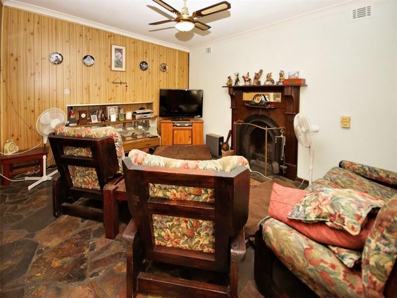 105 Finchley Crescent, Balga WA 6061