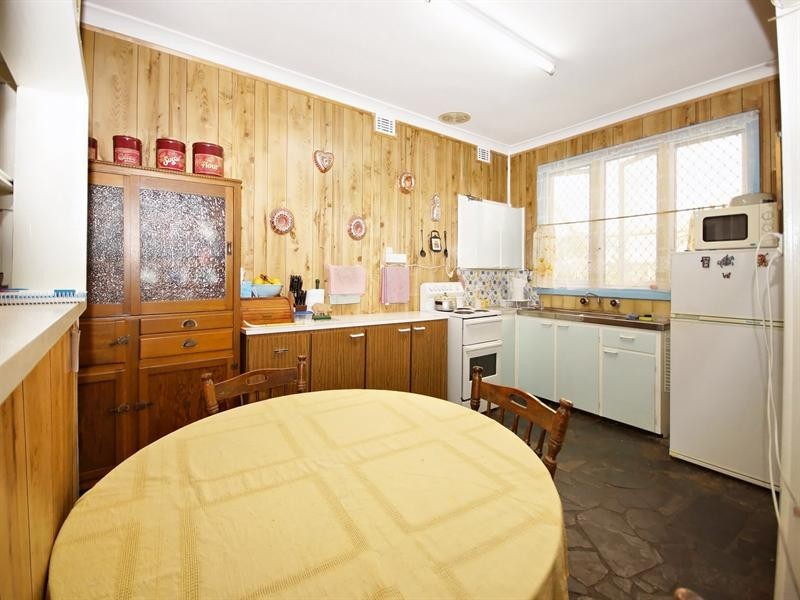 105 Finchley Crescent, Balga WA 6061