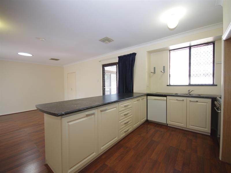 74 Pilkington Circus, Beechboro WA 6063