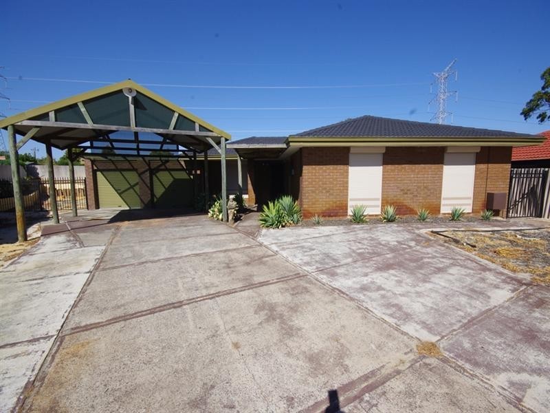 74 Pilkington Circus, Beechboro WA 6063
